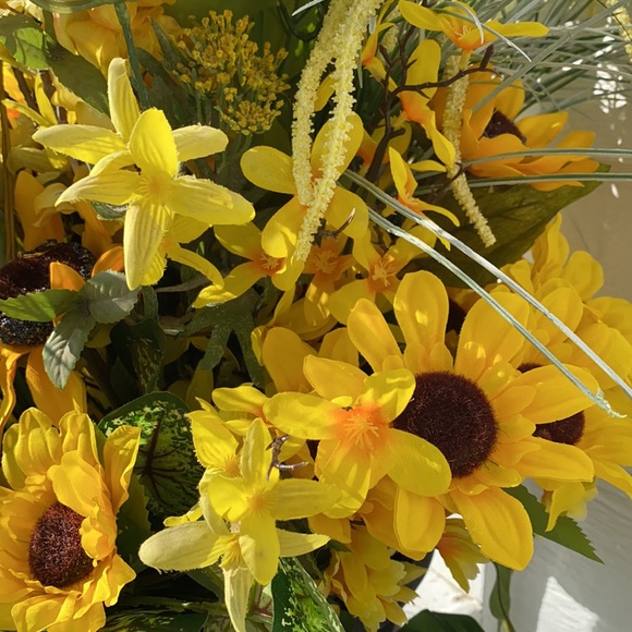 Sunflower Kisses Hanging Basket! - Picture 3 of 5